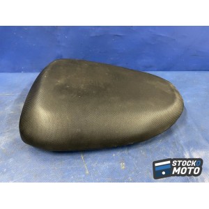 Selle passager SUZUKI 650 SV de 1999 à 2002.
 