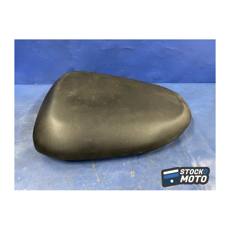 Selle passager SUZUKI 650 SV de 1999 à 2002.
 
