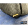SSLH n°7 N° 7 : Selle passager KAWASAKI Z 750.
Réf : 53066-0139
La housse et la mousse sont déchirées. 