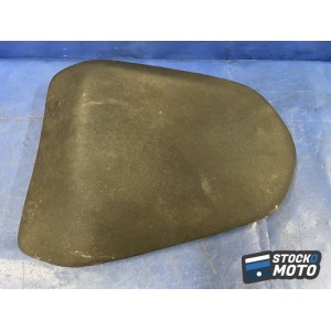 SSLH n°9 N° 9 Selle passager KAWASAKI 650 ER6.
Réf : 53066-0361
62
63
La housse est percée. 