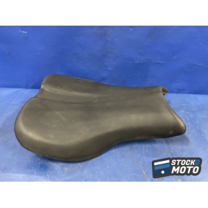 Selle pilote TRIUMPH Daytona 675.
 