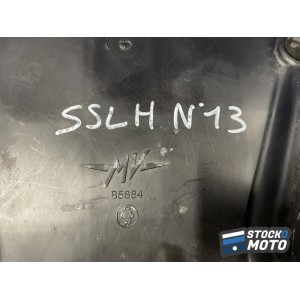 SSLH n°13 N° 13 : Selle pilote MV AGUSTA F3.
Réf : B5 884.
La selle présente de légères traces du au stockage. 