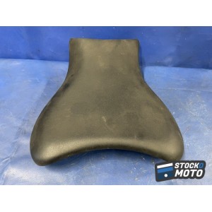 Selle pilote SUZUKI Hayabusa GSX1300R 45100-15H02-EJY.
 