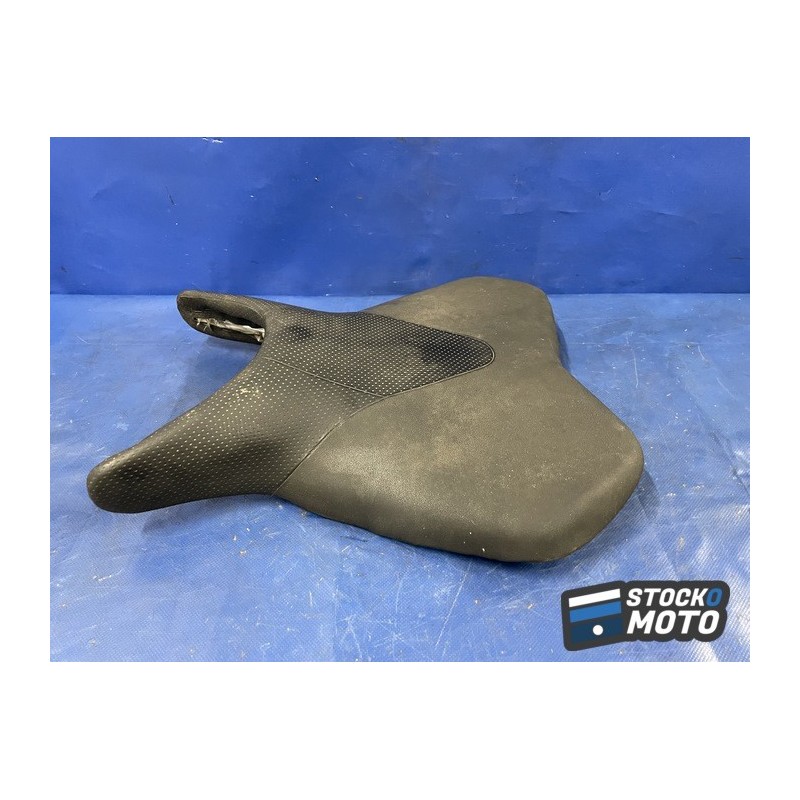 Selle pilote SUZUKI B-King.
 