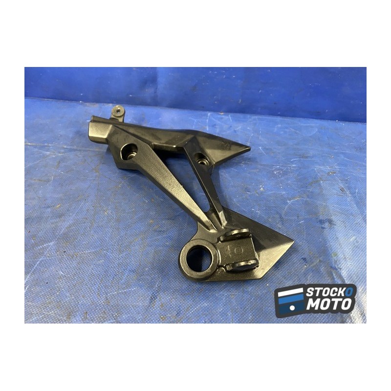 Platine repose pied passager gauche 