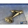 Platine repose pied passager droite