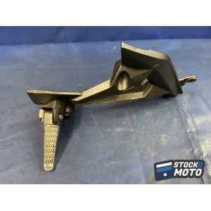 Platine repose pied passager droite