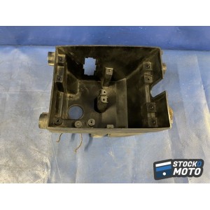 Plastique sur moteur n°1 