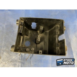 Plastique sur moteur n°1 