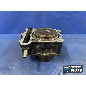 Cylindre piston avant 