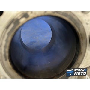 Cylindre piston avant 