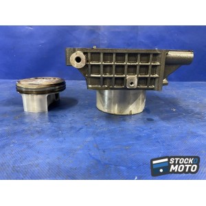 Cylindre piston avant 