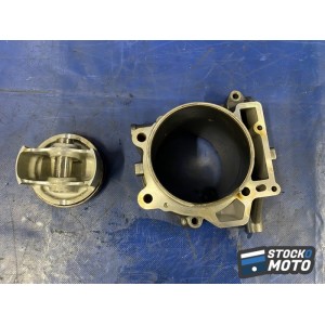 Cylindre piston avant 