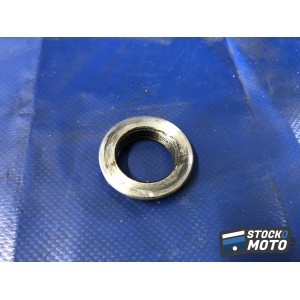 Ecrou axe de roue arrière DUCATI SPORT TOURING ST2 de 1997 à 2003. 