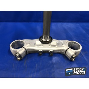Te de fourche inférieur n°1 HONDA 1300 PAN EUROPEAN de 2002 à 2007. 