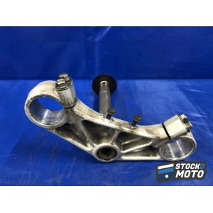 Te de fourche inférieur n°1 HONDA 1300 PAN EUROPEAN de 2002 à 2007. 