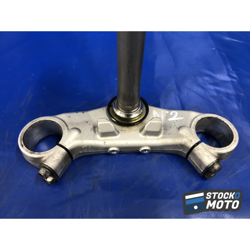 Te de fourche inférieur n°2 HONDA 1300 PAN EUROPEAN de 2002 à 2007. 