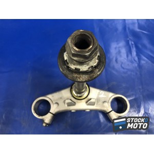Te de fourche inférieur n°2 HONDA 1300 PAN EUROPEAN de 2002 à 2007. 